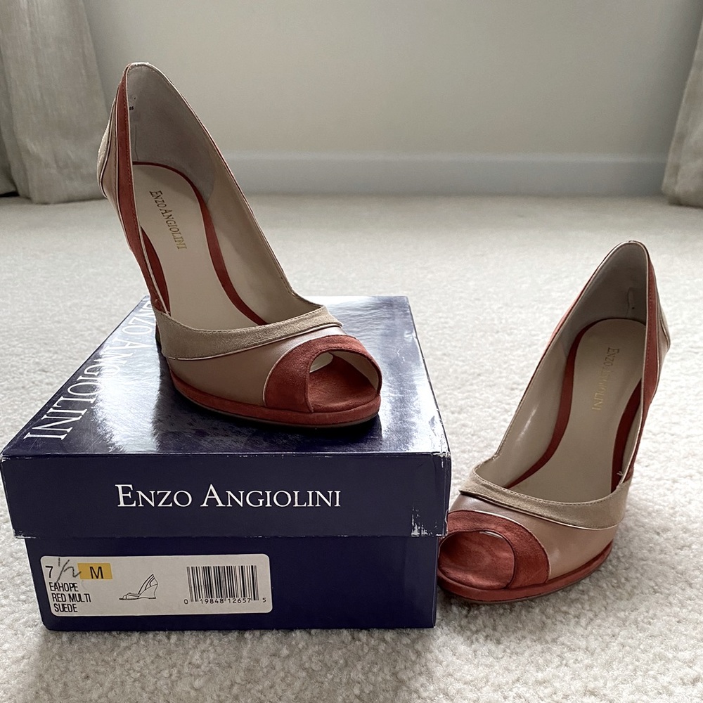 Enzo Angiolini peep toe pumps, size 7.5